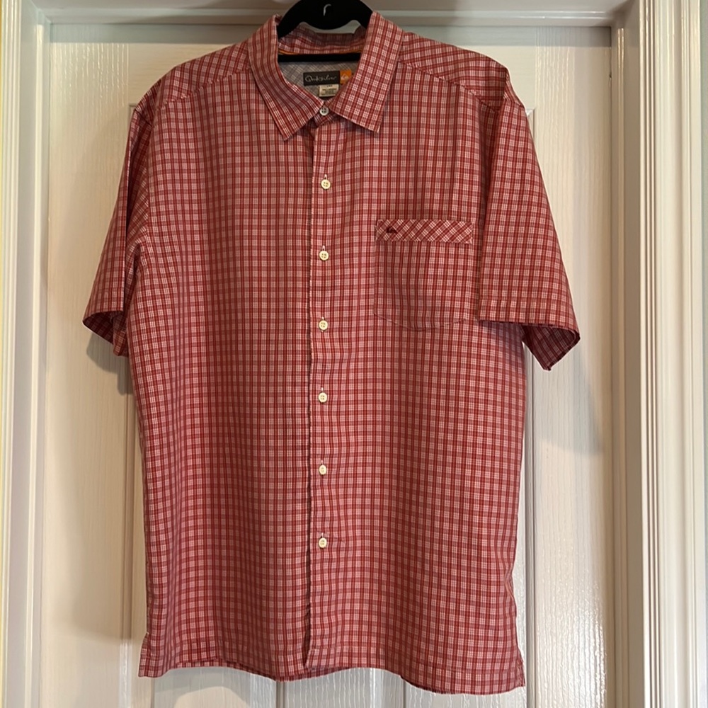 Quicksilver Red and White Plaid Button Up Men’s Large